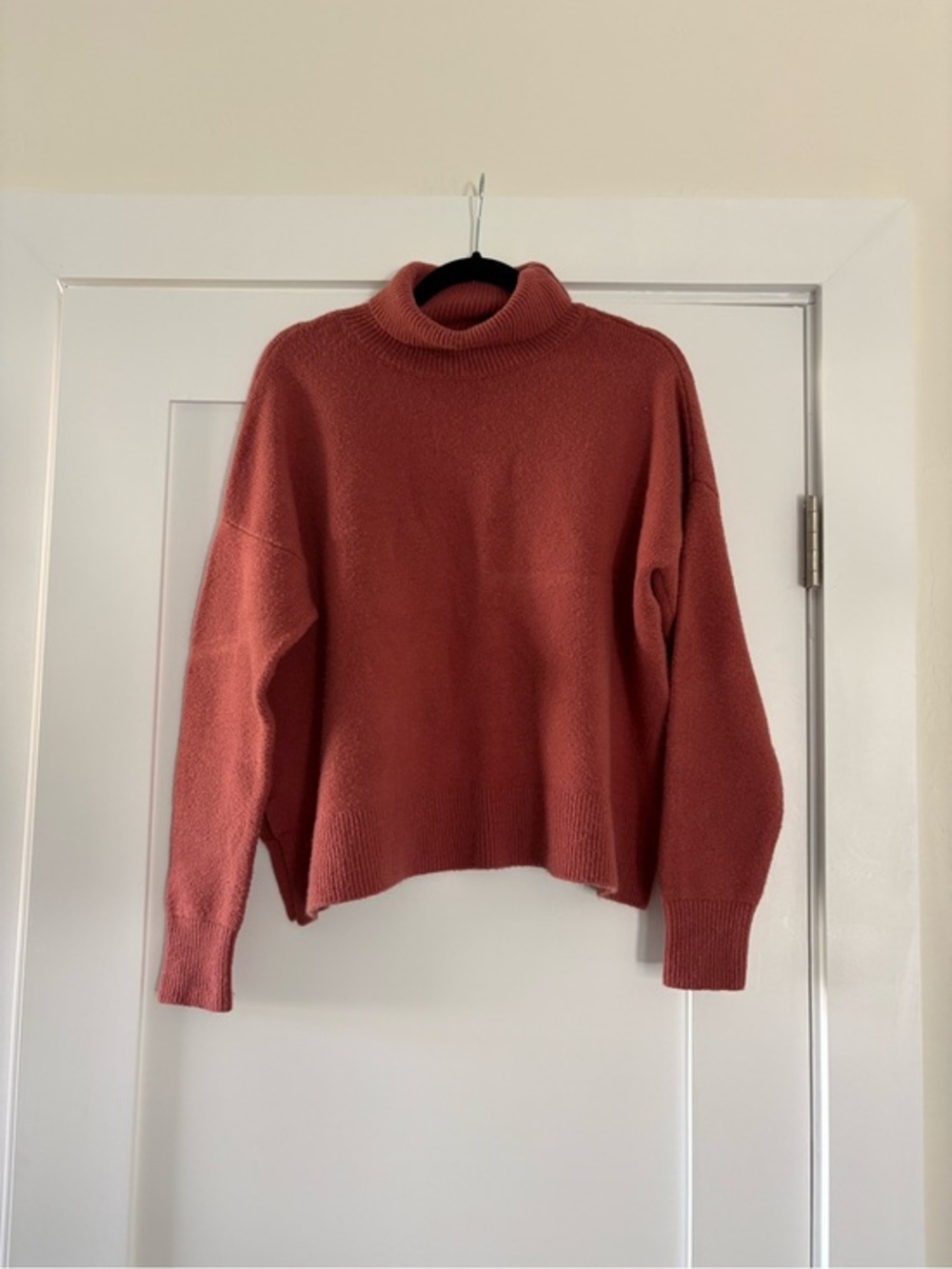 LOFT Rust Orange Boxy Knit Turtleneck Sweater Size Medium Style 382605